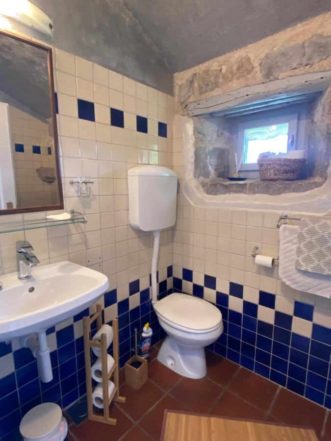Lovrini Dvori Lägenhet Brusici Exteriör bild
